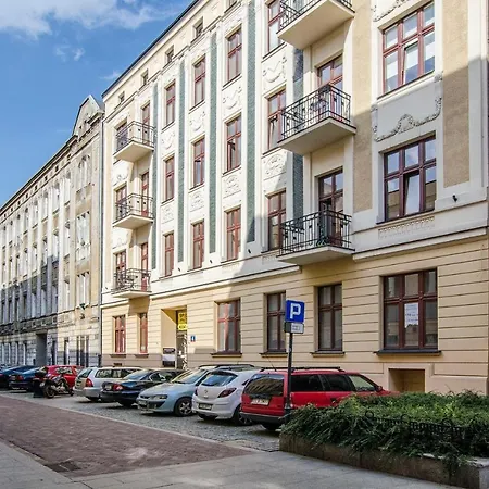 Cozy On Piramowicza Apartment *